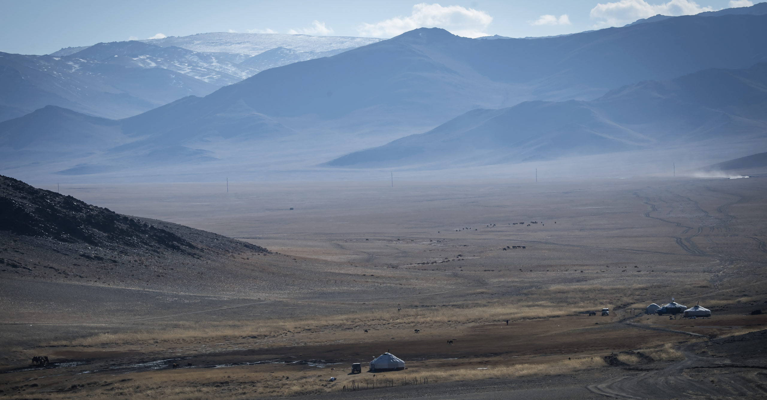 6.7.10.2018. Olgyi; Paysage des montagnes de l Altai vers OlgyiPhoto Jean-Guy Python